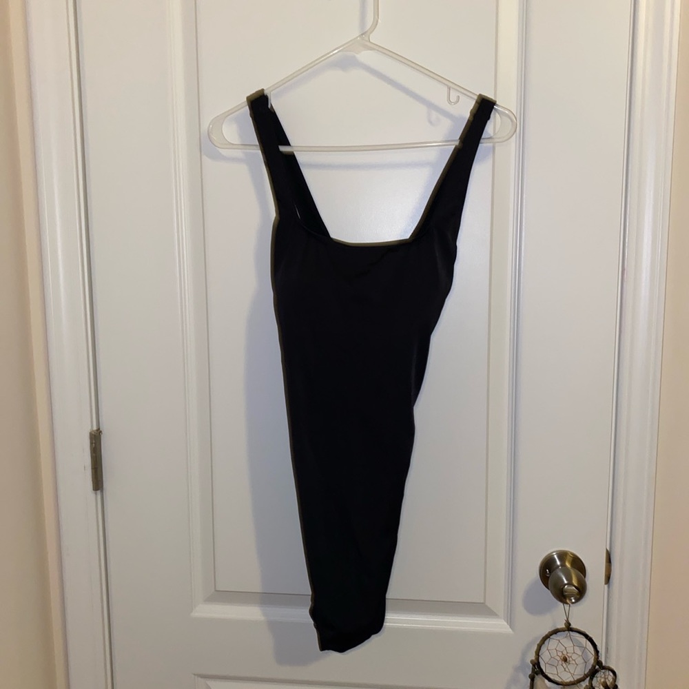 One piece swim suit